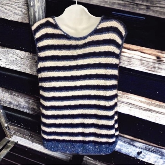 Sweater Vest V-Neck Navy Cream Light Blue Sparkly Striped Crochet Knit Size M - Picture 12 of 16